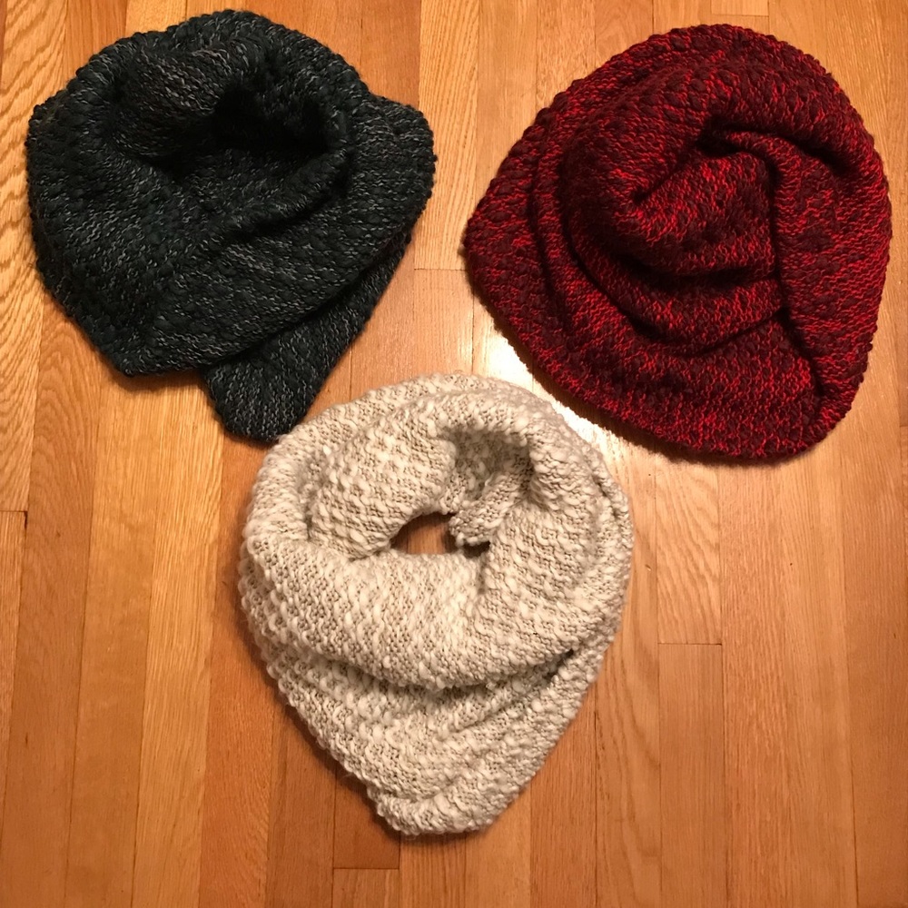 Green Express Chunky Cowl Infinity Scarf